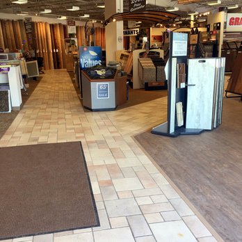 Flooring America Showroom at South Dort Highway Flint, MI