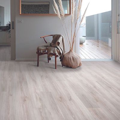 laminate floors in a hallway